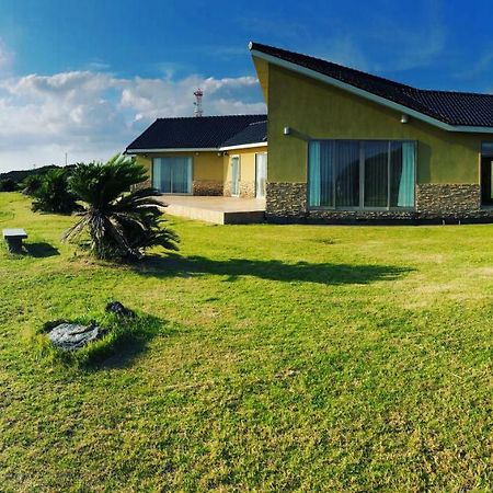 Resort Villa Miko Oshima Esterno foto