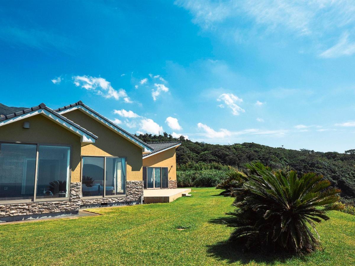 Resort Villa Miko Oshima Esterno foto
